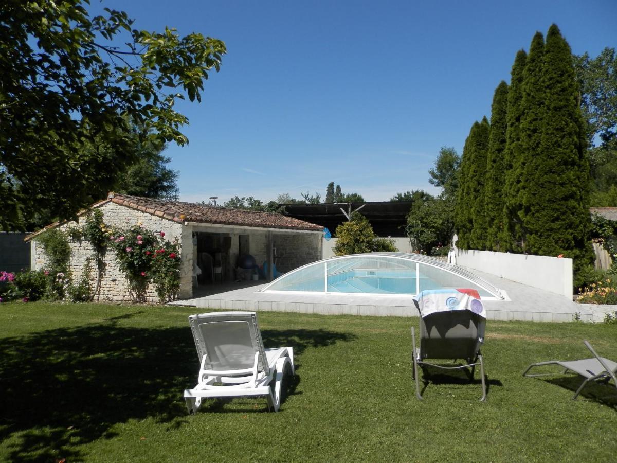Au Pre Du Mignon Aux Portes Du Marais Poitevin Thorigny  Экстерьер фото